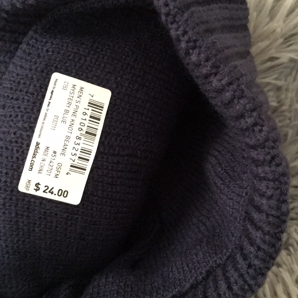 🎉Host Pick!🎉 Adidas pine knot beanie - Picture 4 of 4